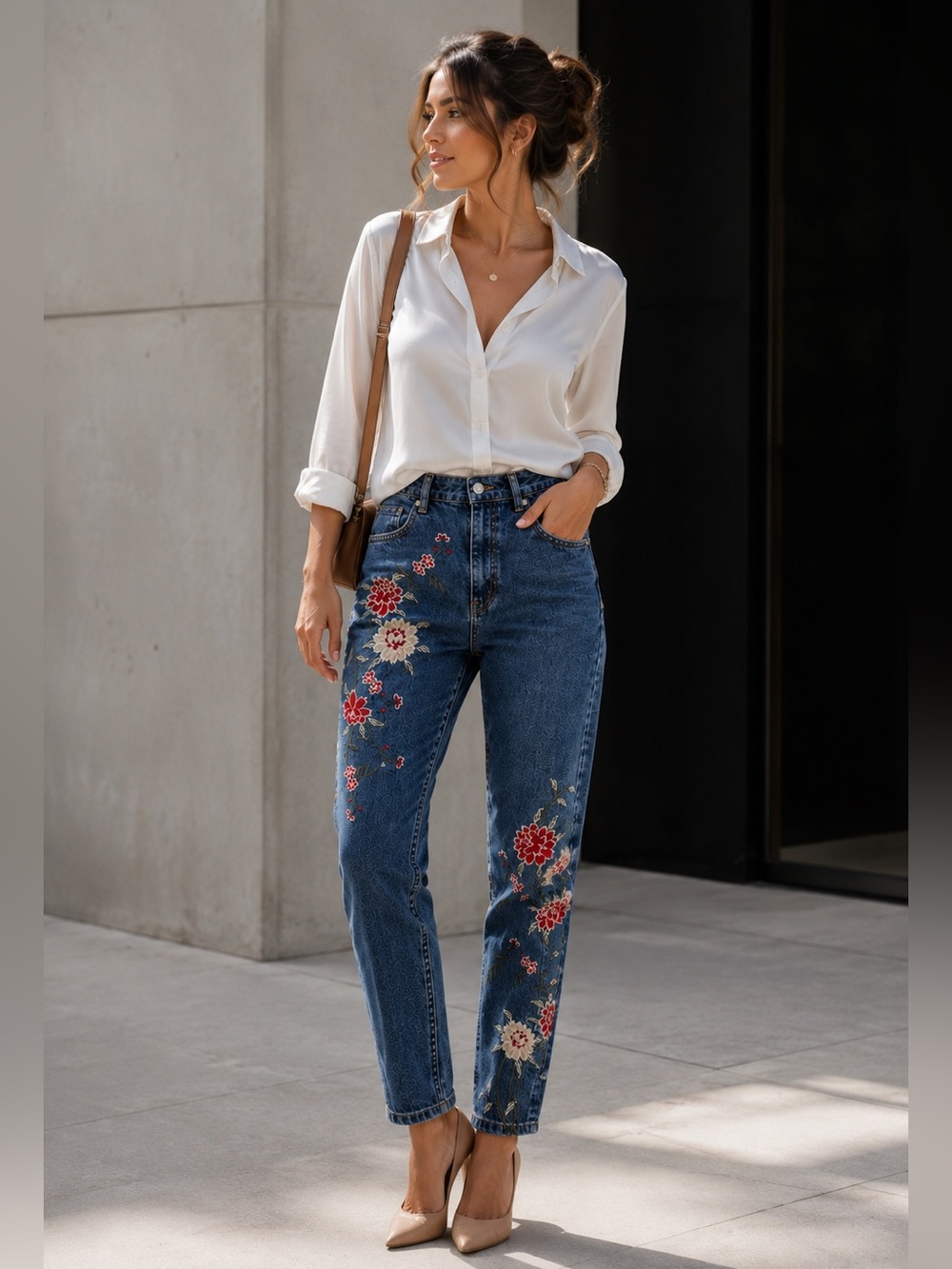 Topshop MOTO Mom Jeans W28 L30 Blue Denim Floral Embroidered High Rise